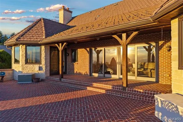 5700 Amber Ridge Drive Castle Pines, CO 80108