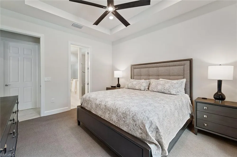 9406 Greyhawk Trail Naples, FL 34120