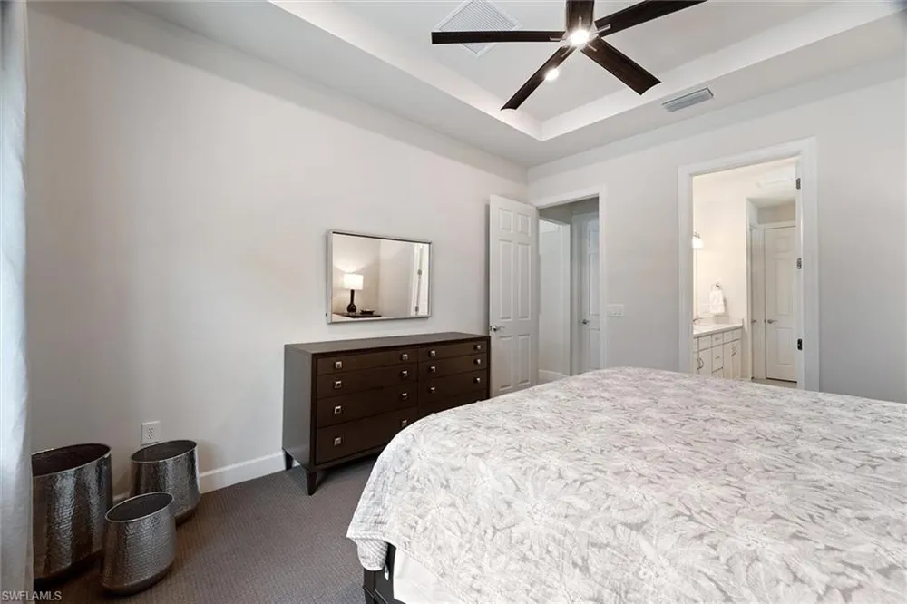 9406 Greyhawk Trail Naples, FL 34120