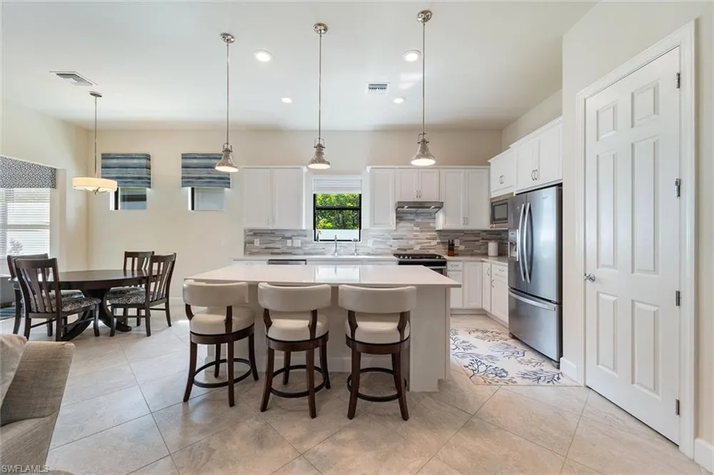 9406 Greyhawk Trail Naples, FL 34120