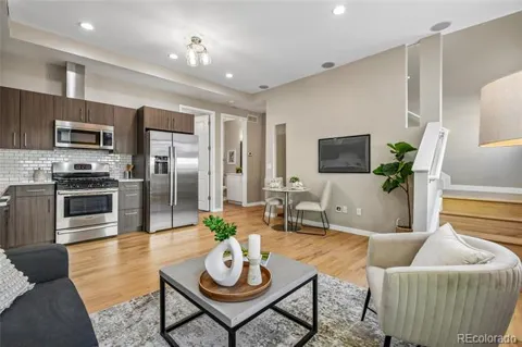 2327 Glenarm Place #2