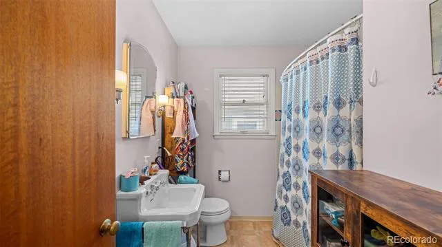 28 Logan Avenue Colorado Springs, CO 80909