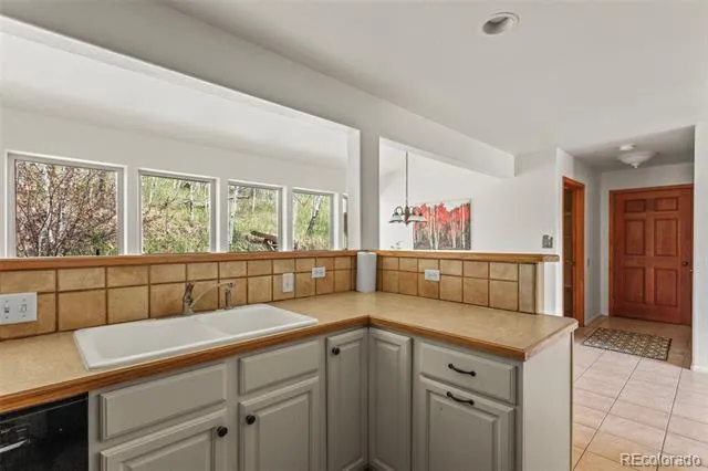 12183 Arnett Ranch Road Littleton, CO 80127