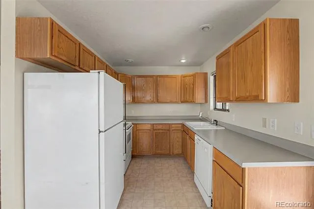 242 W Del Ray Drive Pueblo, CO 81007