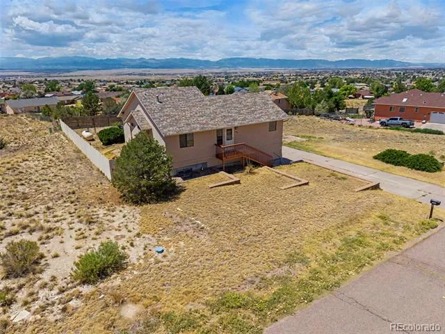 242 W Del Ray Drive Pueblo, CO 81007