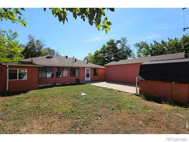 7493 Raritan Street Denver, CO 80221