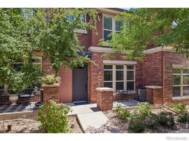 8906 E Nichols Place Centennial, CO 80112