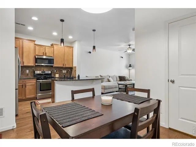 8906 E Nichols Place Centennial, CO 80112