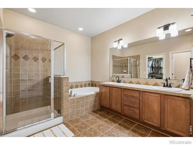 8906 E Nichols Place Centennial, CO 80112