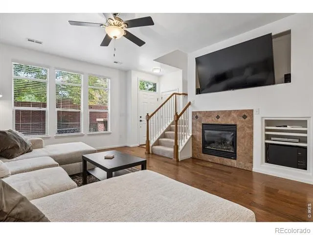 8906 E Nichols Place Centennial, CO 80112