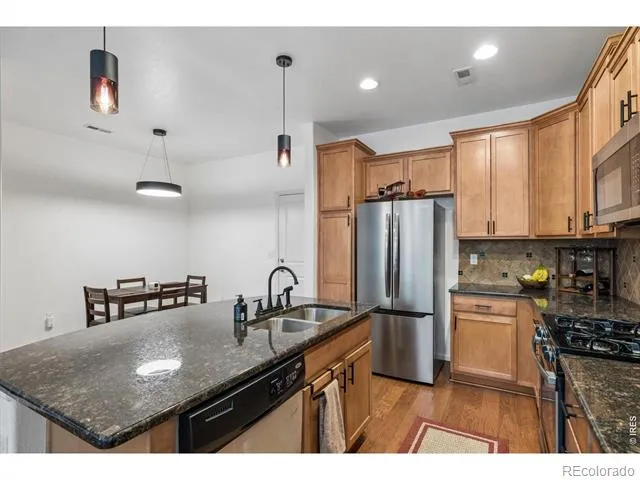 8906 E Nichols Place Centennial, CO 80112