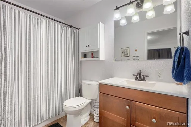 19713 E Girard Avenue Aurora, CO 80013