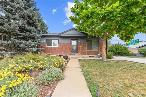 2041 Samuel Drive