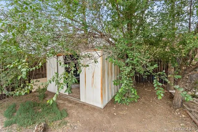 2041 Samuel Drive Denver, CO 80221