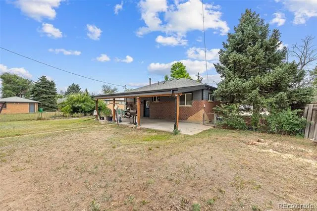 2041 Samuel Drive Denver, CO 80221