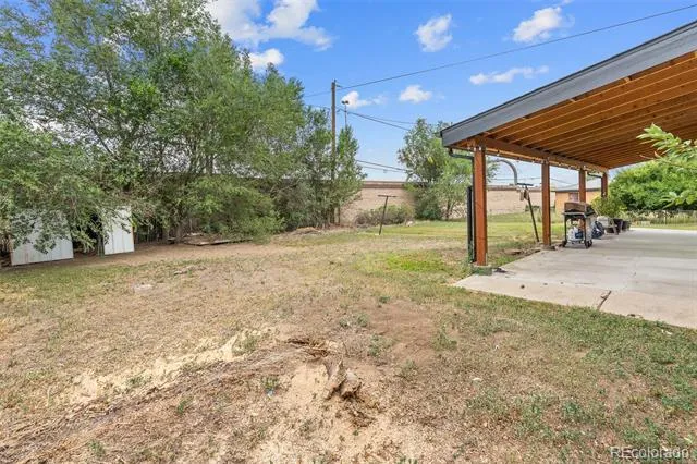 2041 Samuel Drive Denver, CO 80221