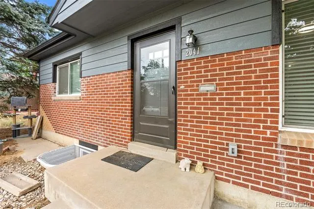 2041 Samuel Drive Denver, CO 80221