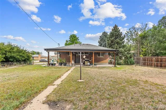 2041 Samuel Drive Denver, CO 80221