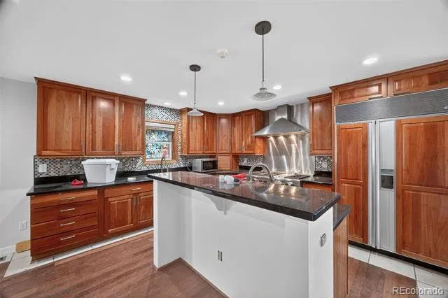 4180 S Monaco Parkway Denver, CO 80237