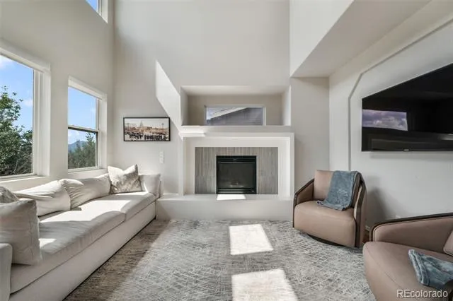 15690 James Gate Place Monument, CO 80132