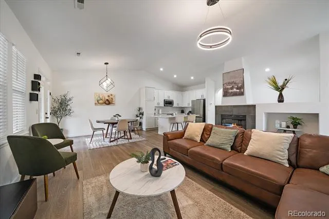 23043 E Ontario Drive #105 Aurora, CO 80016