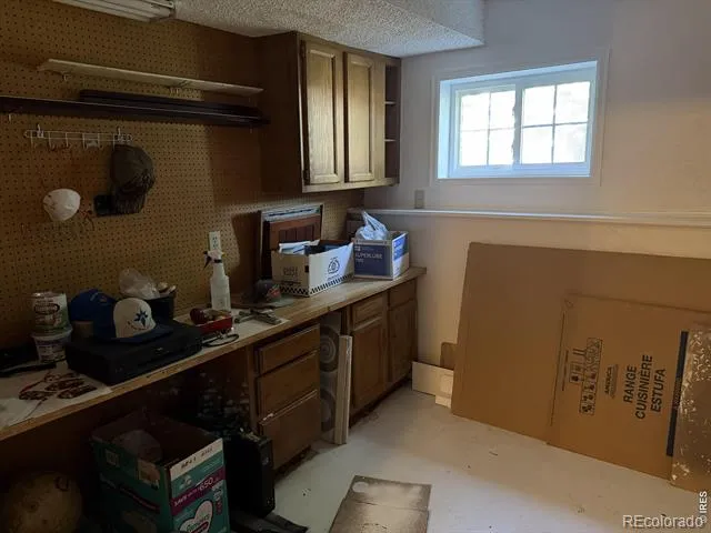 1143 S Baxter Avenue Holyoke, CO 80734