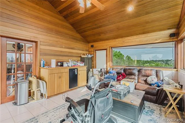 5400 Turtle Butte Road Beulah, CO 81023