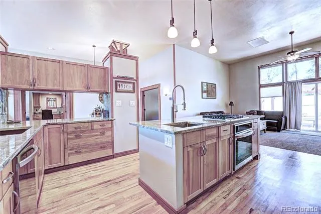 724 Ivanhoe Way Grand Junction, CO 81506