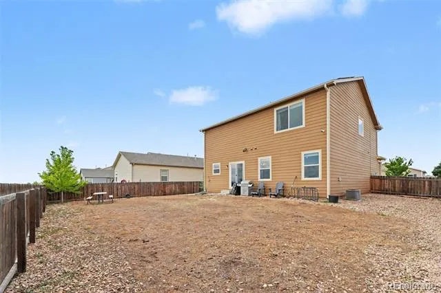 7229 Shavano Avenue Longmont, CO 80504
