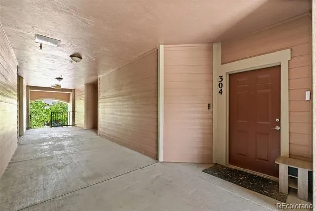 804 Summer Hawk Drive #1304 Longmont, CO 80504