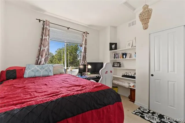 804 Summer Hawk Drive #1304 Longmont, CO 80504