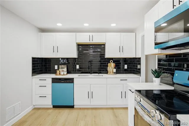 3049 Ursula Street Aurora, CO 80011