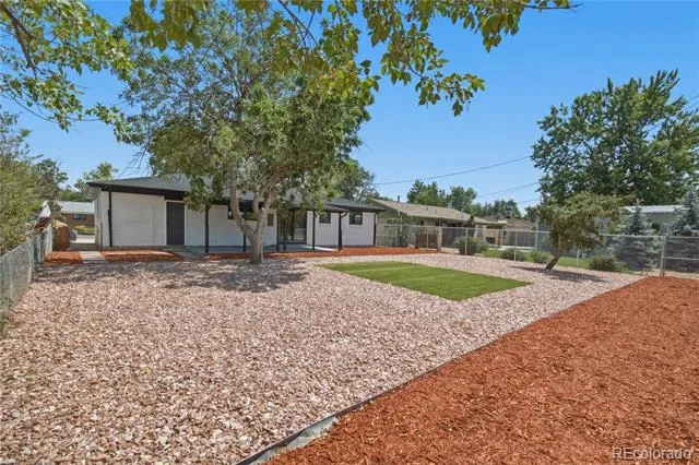 3049 Ursula Street Aurora, CO 80011