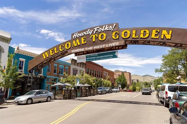 18285 W 57th Place Golden, CO 80403