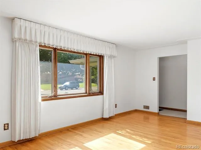 275 Moline Street Aurora, CO 80010