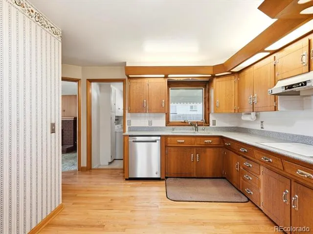 275 Moline Street Aurora, CO 80010