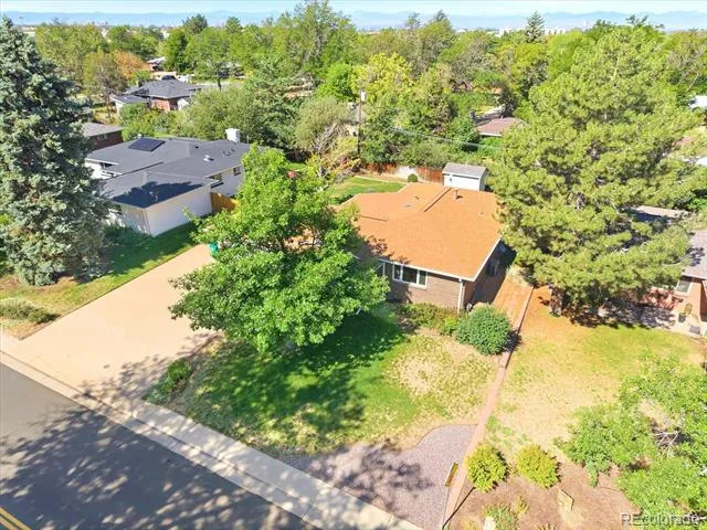 275 Moline Street Aurora, CO 80010