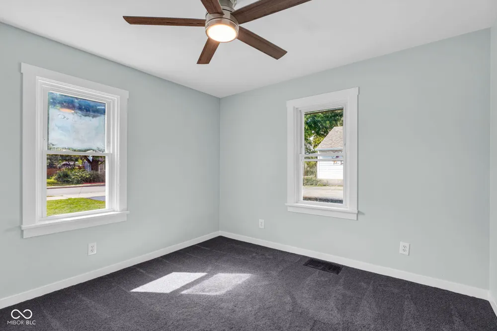 3415 Westenedge Drive Columbus, IN 47203