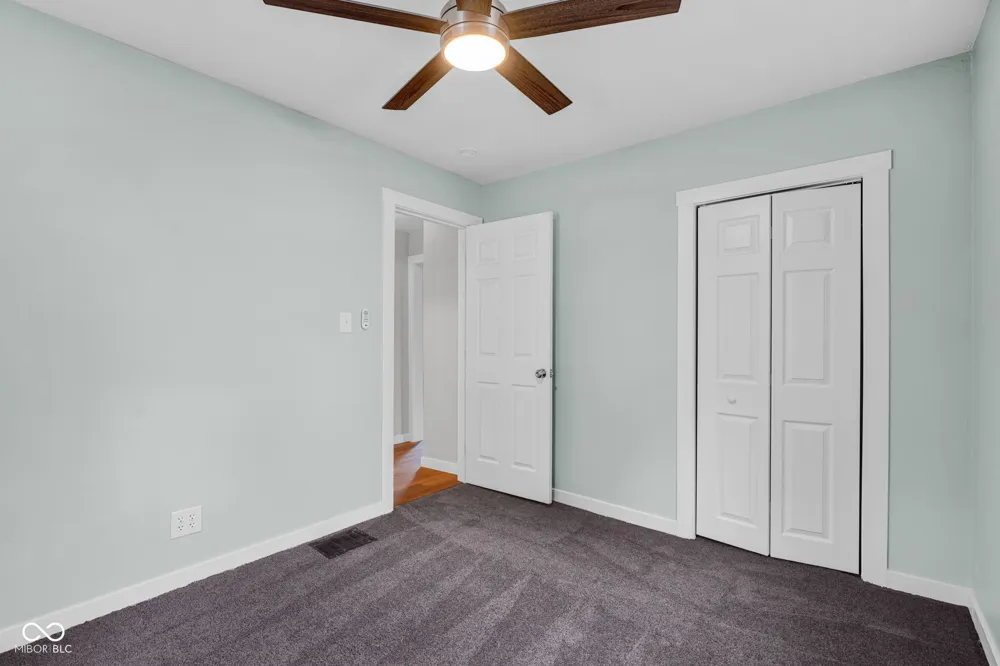 3415 Westenedge Drive Columbus, IN 47203