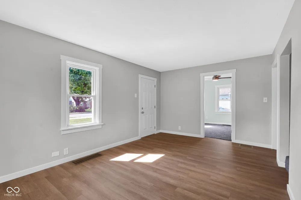 3415 Westenedge Drive Columbus, IN 47203