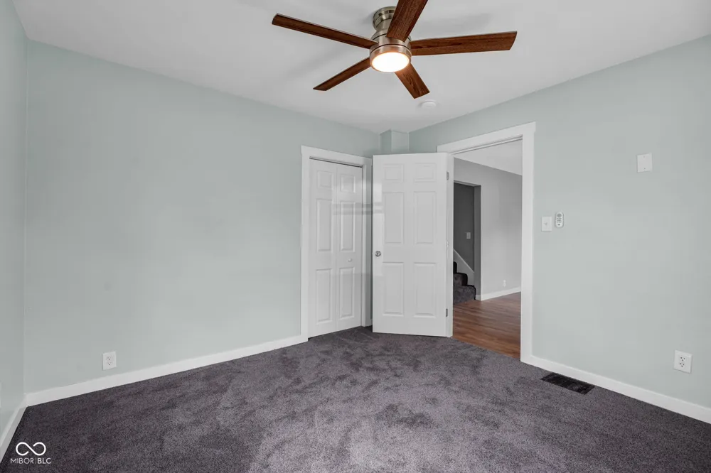 3415 Westenedge Drive Columbus, IN 47203
