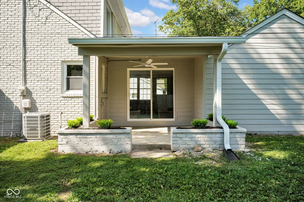 3415 Westenedge Drive Columbus, IN 47203
