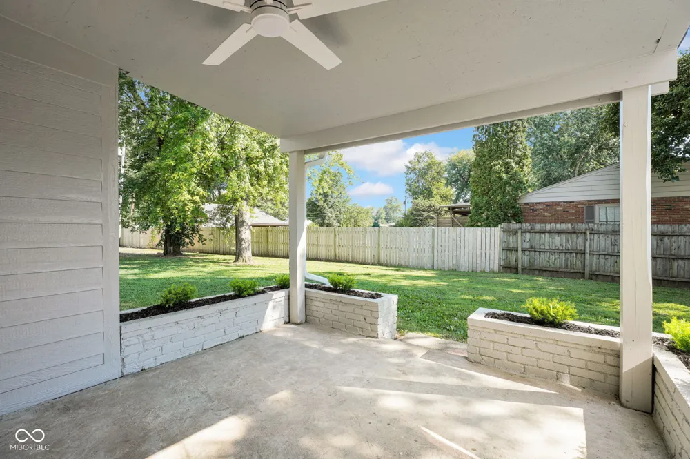 3415 Westenedge Drive Columbus, IN 47203