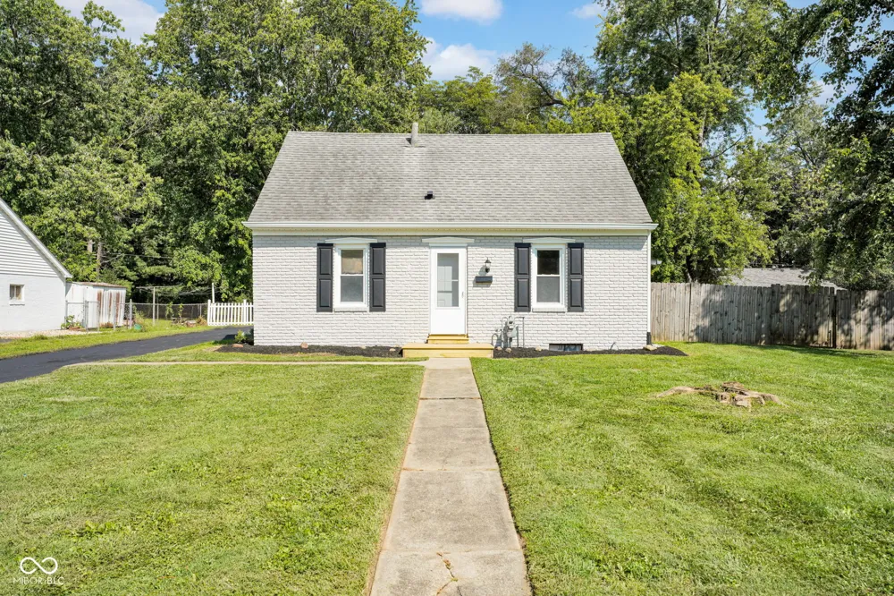 3415 Westenedge Drive Columbus, IN 47203