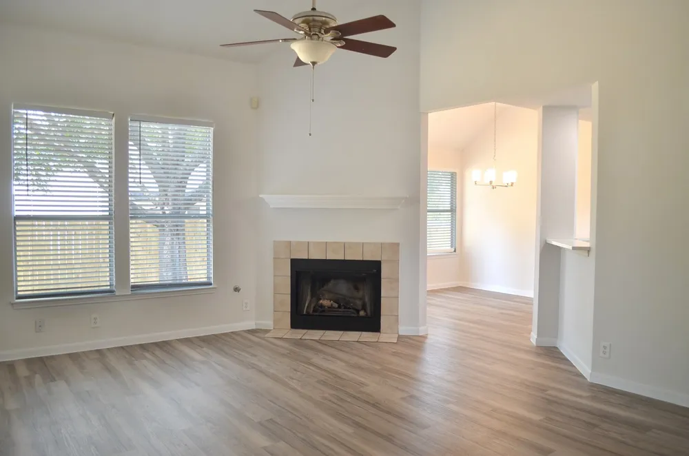 18 Azalea Drive Georgetown, TX 78626