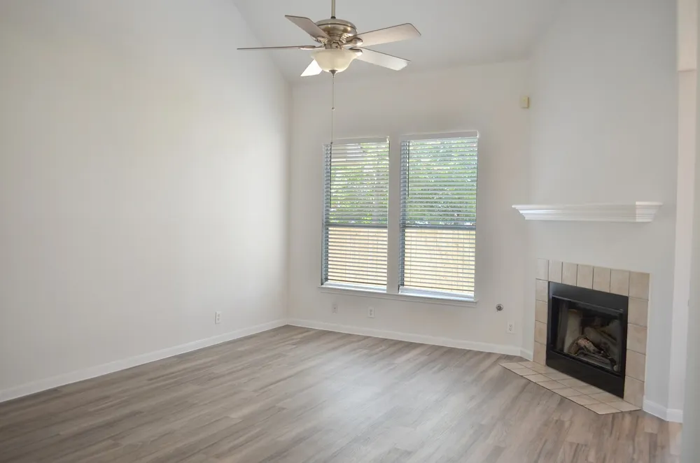 18 Azalea Drive Georgetown, TX 78626
