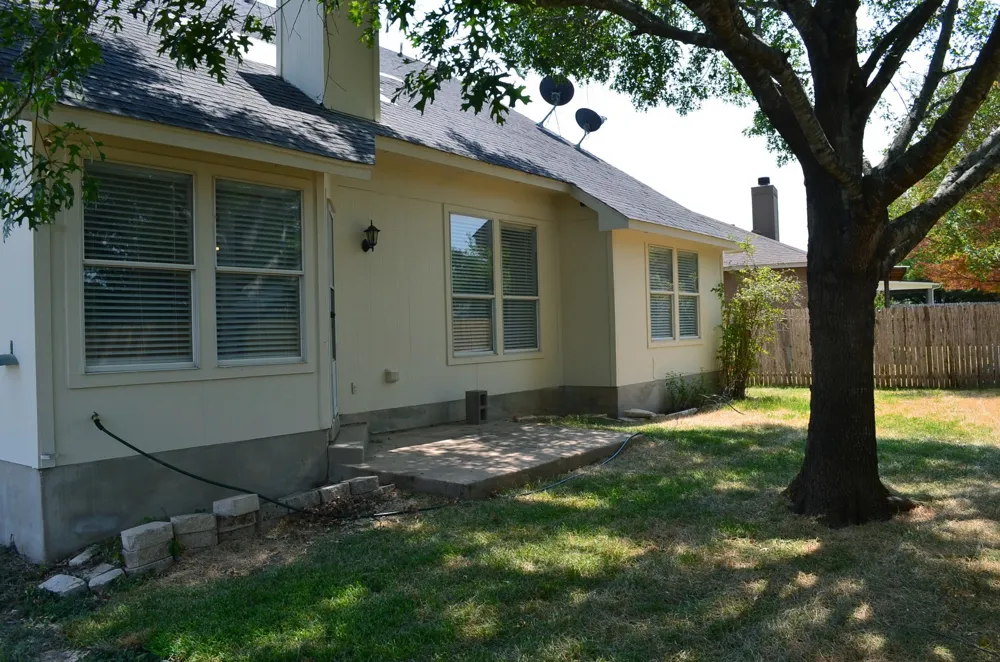 18 Azalea Drive Georgetown, TX 78626