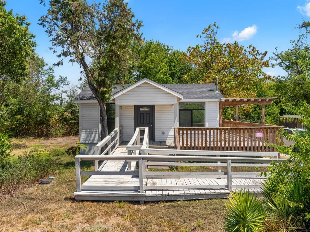 2500 E Highway 36 Temple, TX 76501