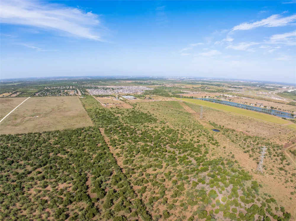 6904 Old Lockhart Road Buda, TX 78610