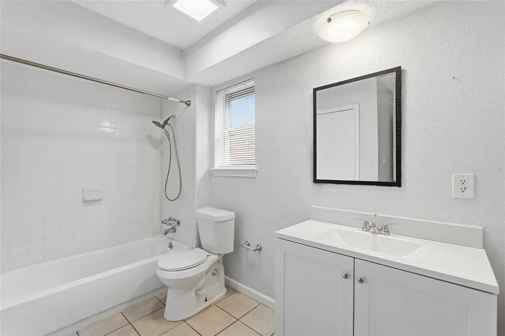 5209 Daytona Drive Garland, TX 75043